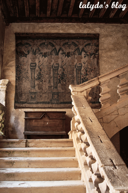 beynac-et-cazenac-escaliers