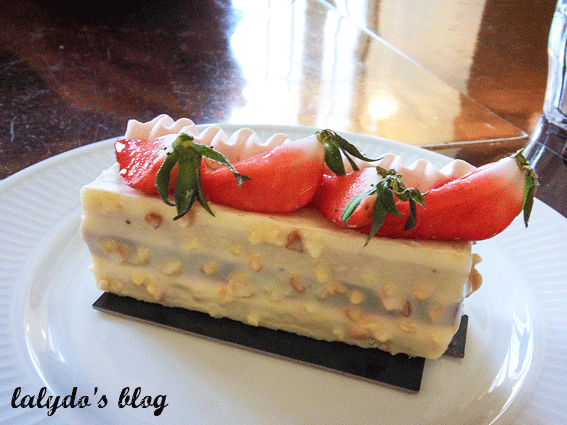 eclair-fraise-pistache-le-recommande-lalydo-blog