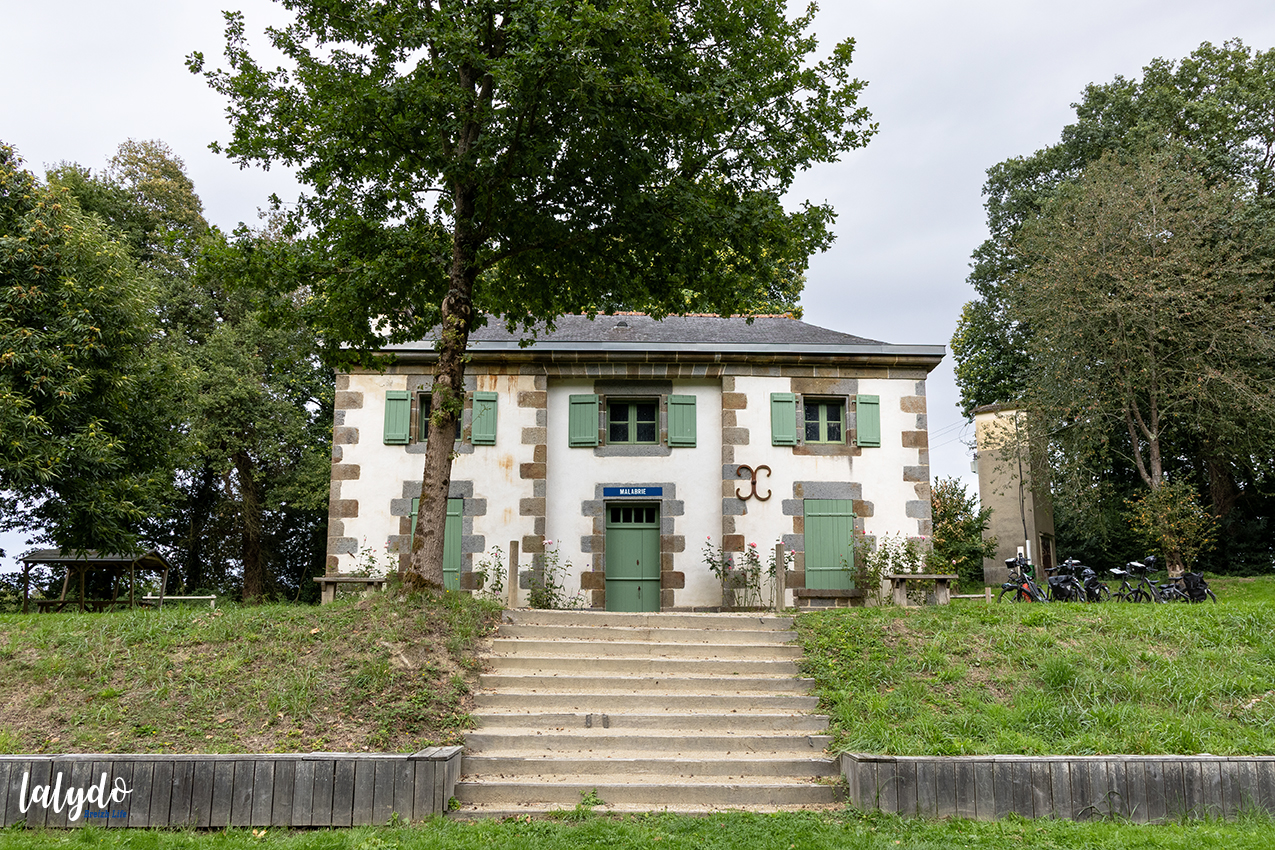 traversee bretonne canal ille et rance ecluse