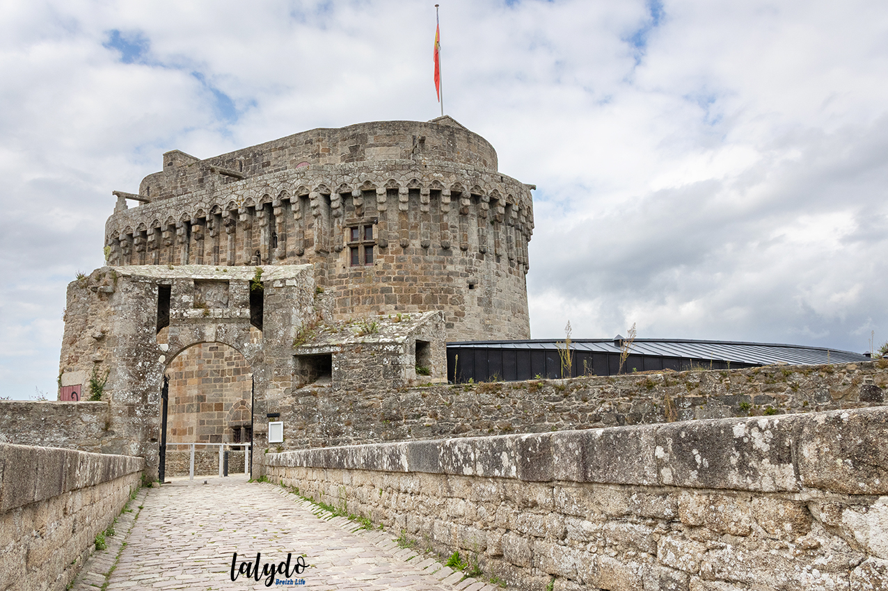 traversee bretonne dinan chateau